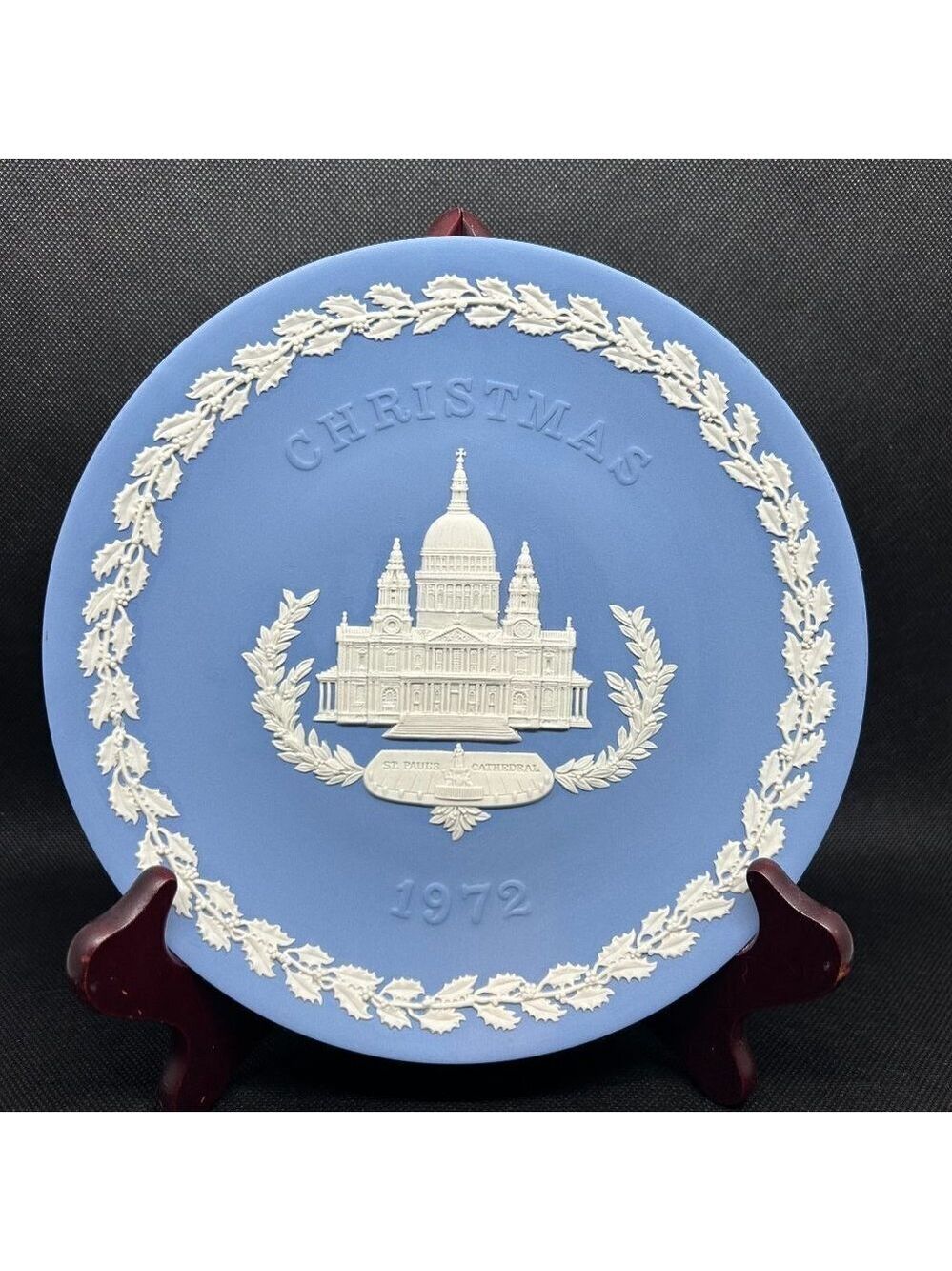 Vintage Wedgwood Blue White Jasperware Christmas 1972 St Paul’s Cathedral Plate